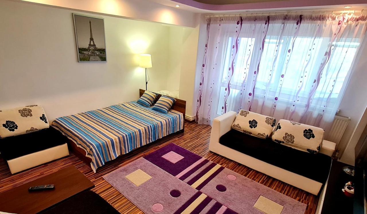 Studio Cathedral Braila Ngoại thất bức ảnh
